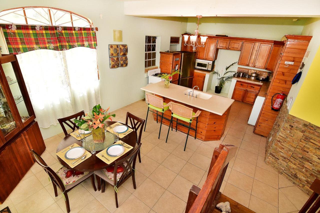 Beachfront Villa Gros Islet Exterior foto